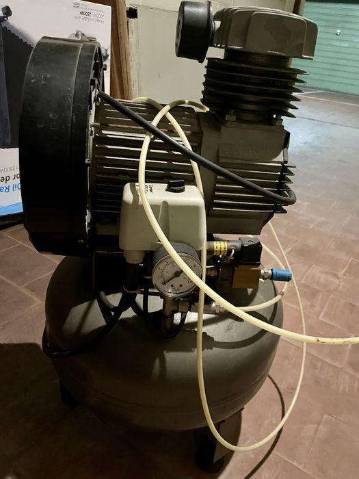 Compressor eletrico 24 L