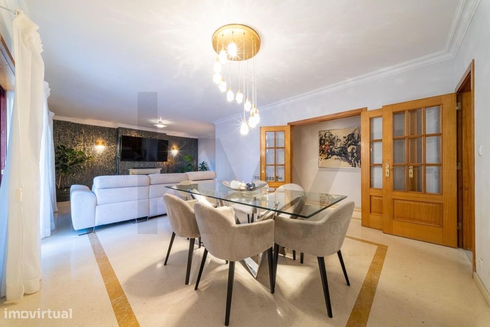 T3 - Perto Da Praia C/ Garagem | Oeiras