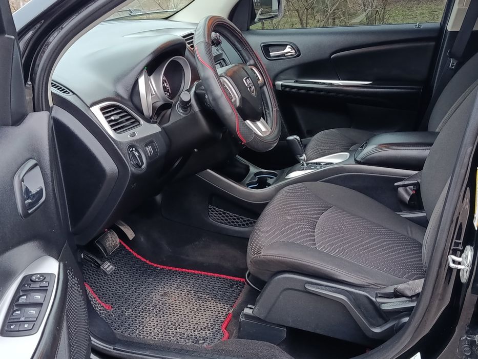 Продам DODGE Journey