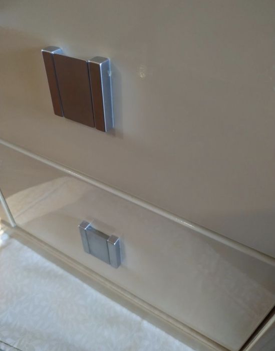 Szafka słupek do łazienki wisząca super design