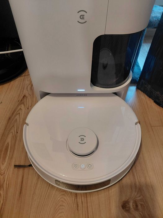 Robot sprzątający STACJA SAMO CZYSZCZĄCA mopowanie wifi