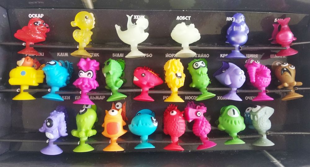 Повна колекція для ігри Stikeez: 200 грн. - Інші фігурки Київ на Olx