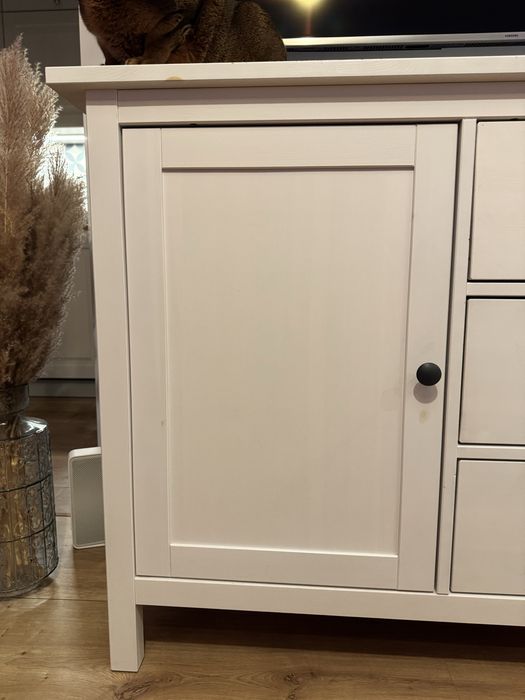 Kredens Ikea Hemnes