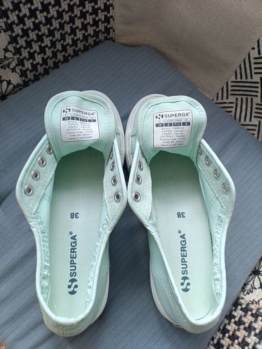 Sneakersy trampki koturn miętowy Superga rozm.38 płócienne