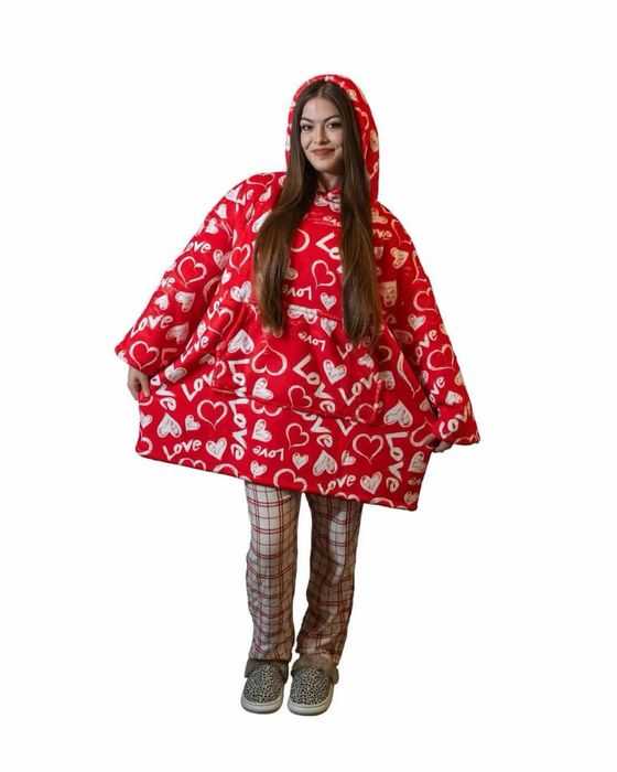 Kocobluza oversize serduszka serca czerwona