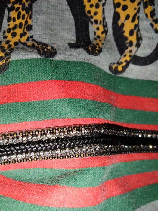 Damska bluza z cyrkoniami