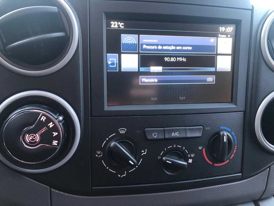 Peugeot Partner 1.6 HDI 100cv - caixa automática