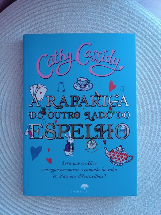Livro " A rapariga do outro lado do espelho"