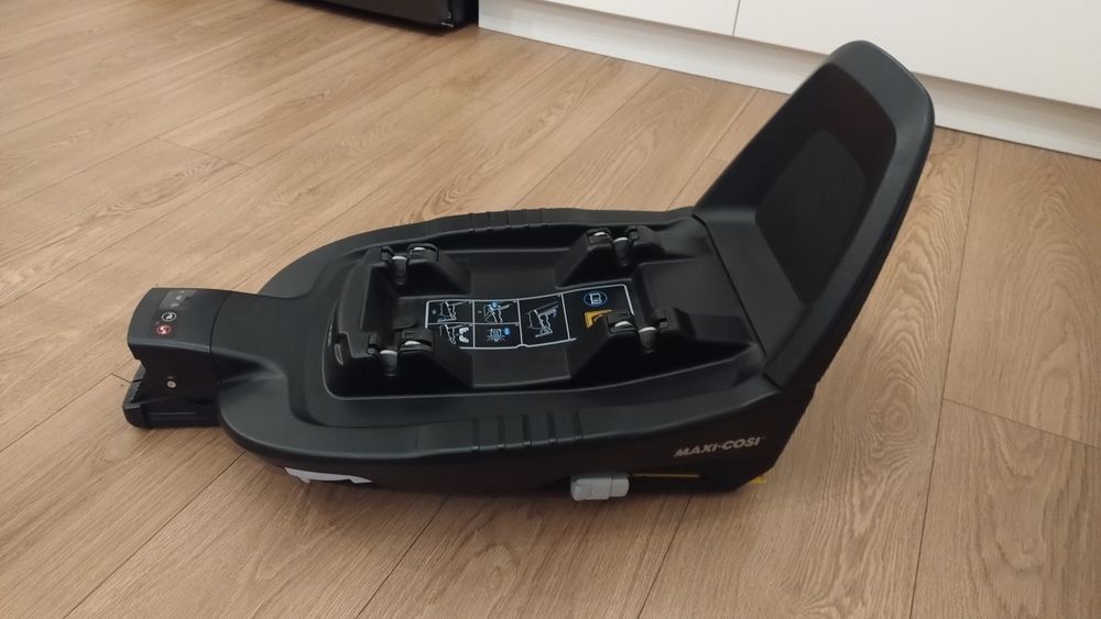 Fotelik Maxi-Cosi Cabriofix  + baza