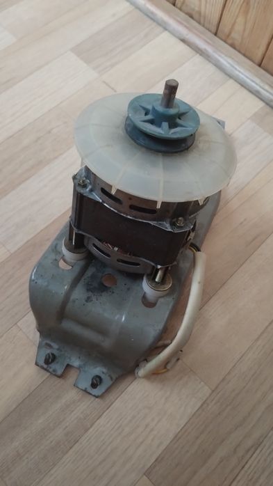 Электродвигатель GoldStar  WMR 182E (мотор 220v) 450w