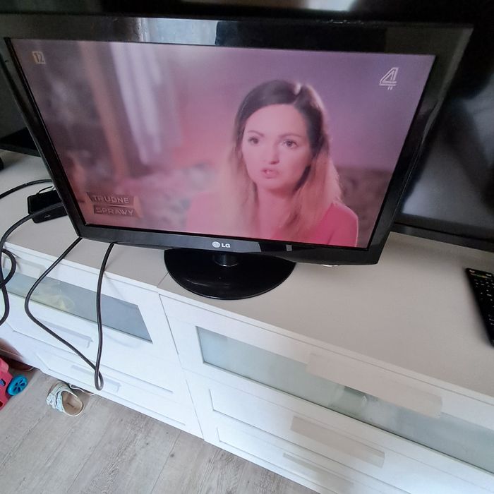 Sprzedam telewizor LG 22 cali