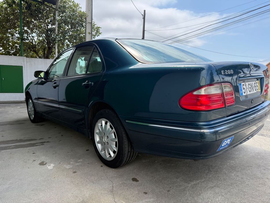 Mercedes-bens E280 GPL