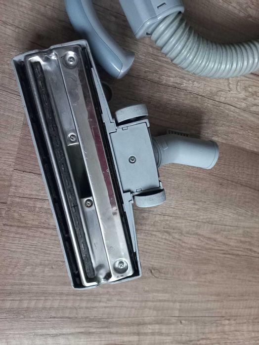 Щетка , труба  для  пылесоса  LG.