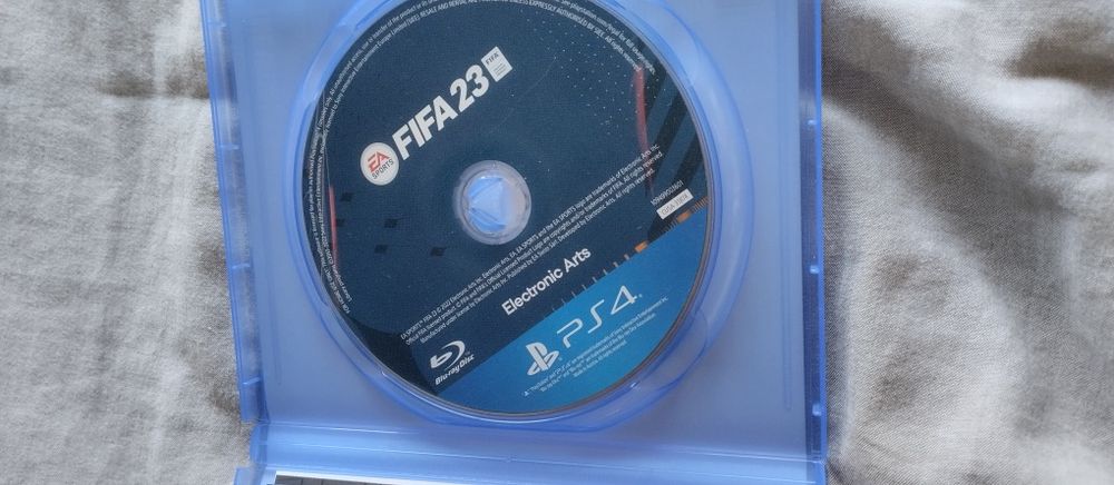 FIFA 23 usado e em bom estado