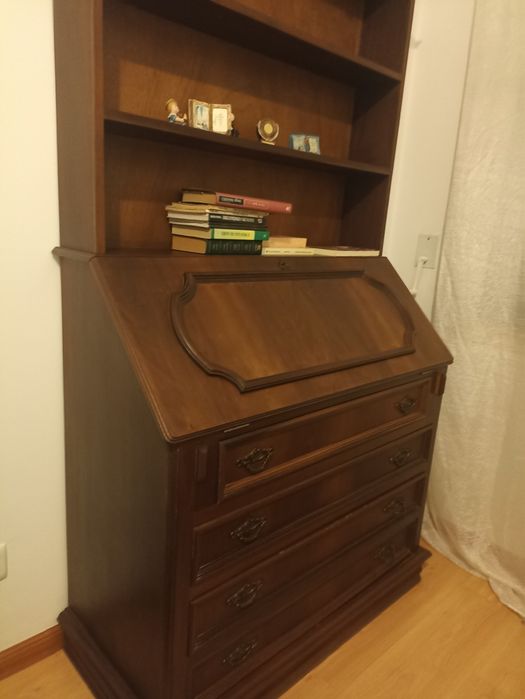 Escrivaninha em Madeira