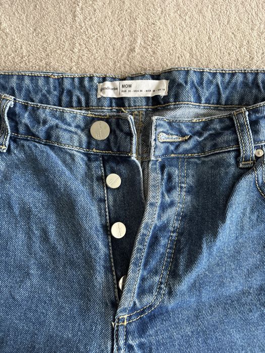 Jeansy Stradivarius Mom Fit