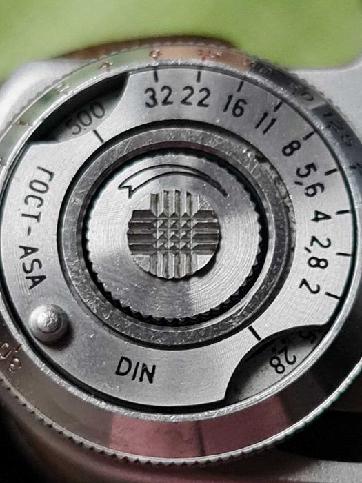 Зеркальный фотоаппарат Zenit