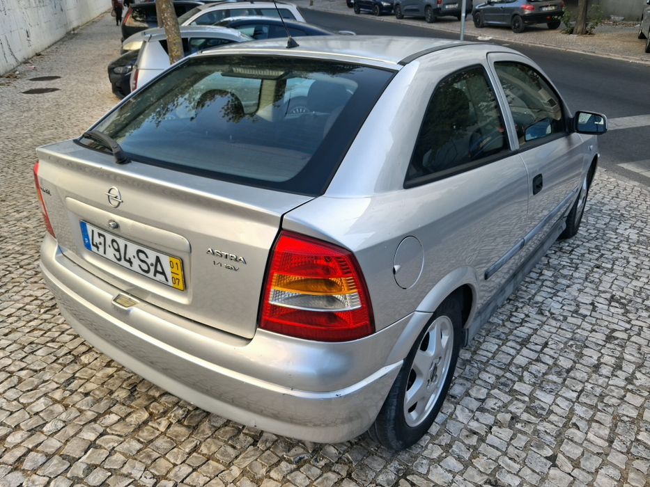 Opel Astra — fotografia 3