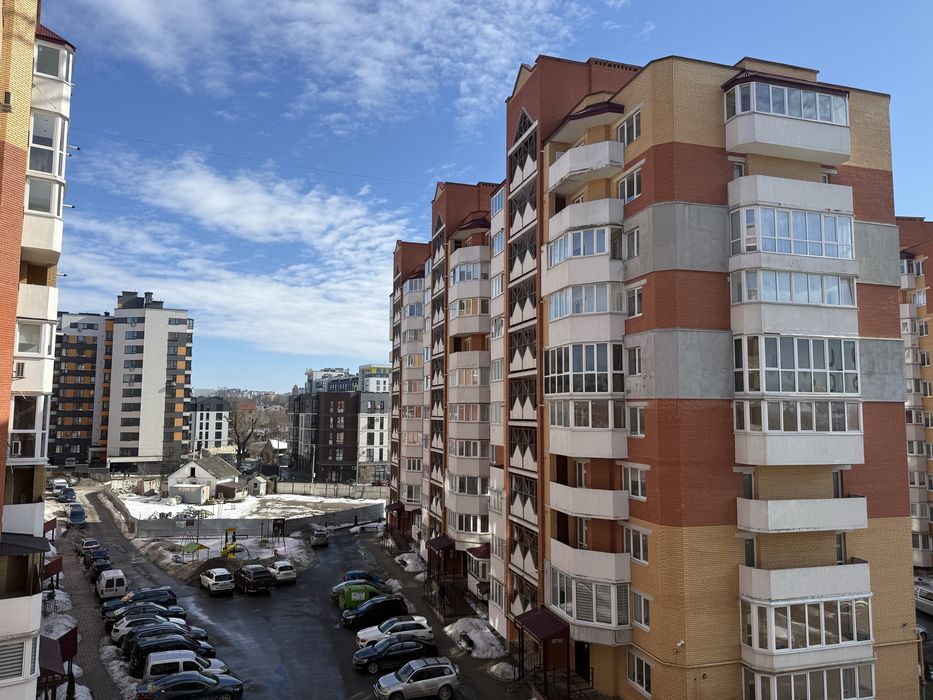 Продаж квартири в новобудовв поблизу Центру