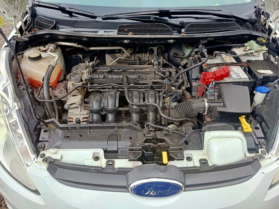 Ford fiesta 1.6 120KM