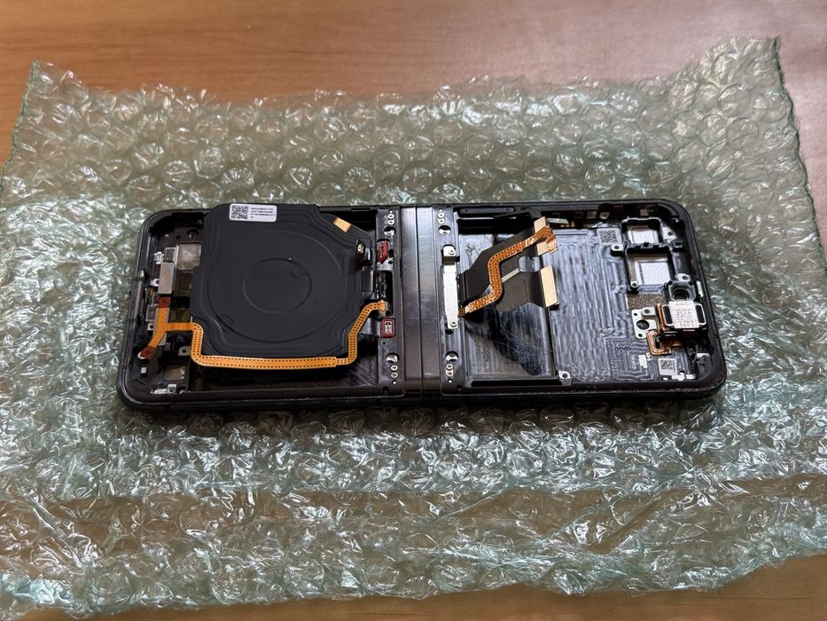 Zawias taśmy OLED + Ramka Motorola Razr 40 Ultra