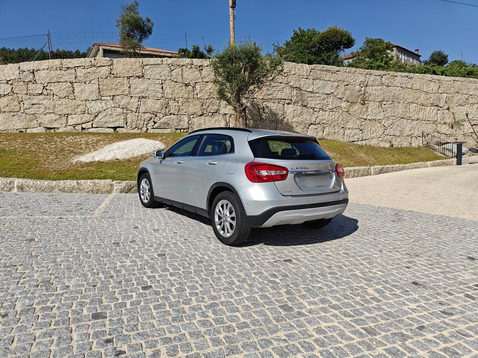 Mercedes Benz GLA 180