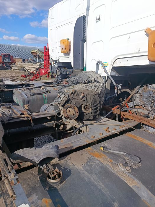 Продам автомобіль Рено Renault Prеmium 400