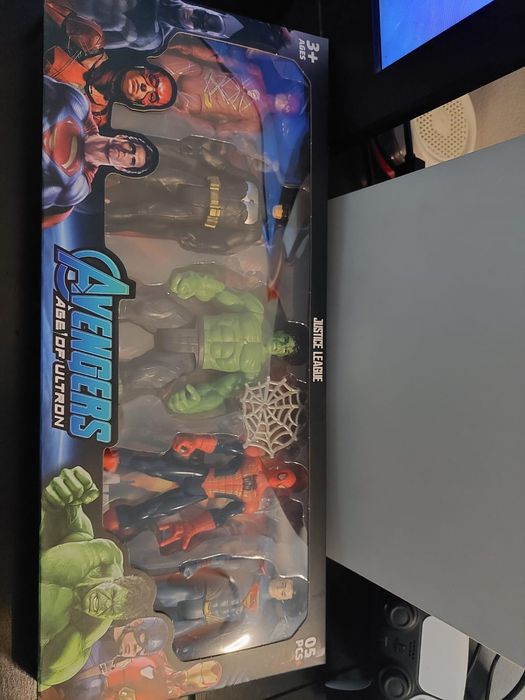 Conjunto Figuras de Ação Super Heróis - Marvel Vingadores & DC Liga da