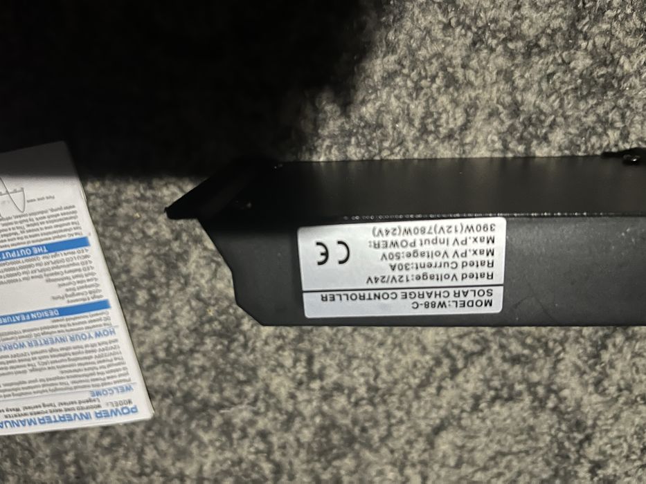 Контролер заряду для сонячноі батареі 12 В 24 В