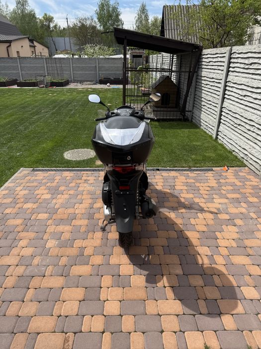 Продам скутер Honda SH 150