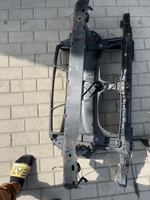 Bmw e87,e81,e82,e88 przedni pas,przednie wzmocnienie komoletne