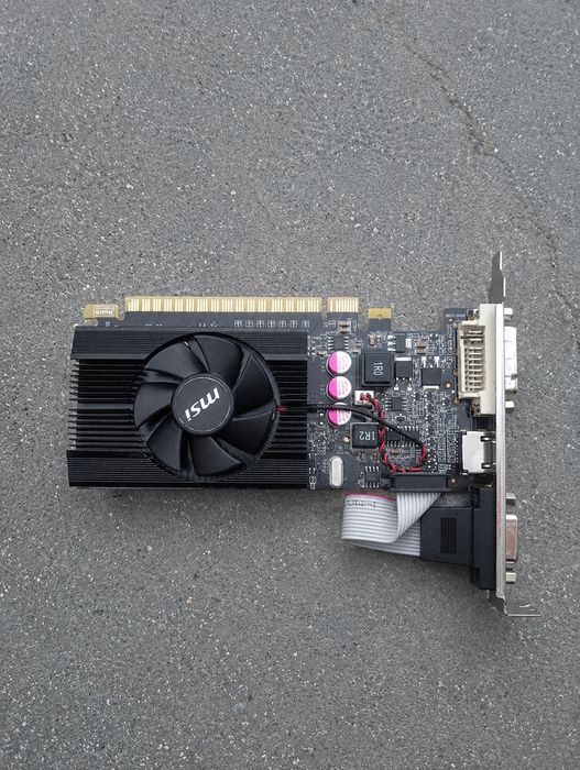 (НЕ РОБОЧА) продам відеокарту msi gt610 2 gb gddr3