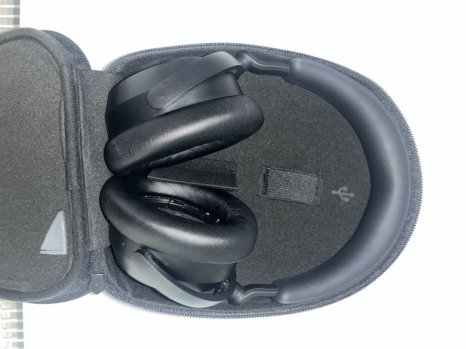 Sennheiser accentum plus. Якісні навушники, стан 8/10.
