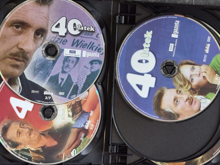 Serial 40-latek box 7xDVD | Całość, płyty stan bdb (popękane etui)