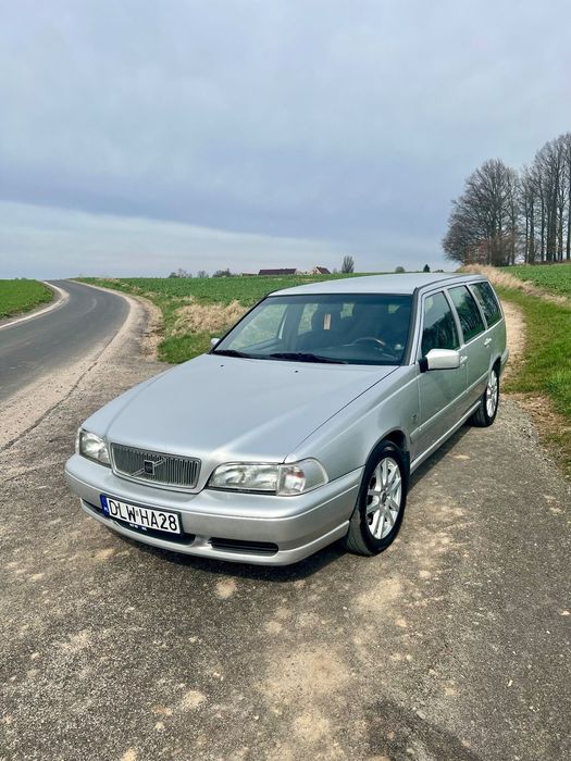 Volvo V70 Volvo v70 orginalne T5, benzyna+LPG, komb, hak
