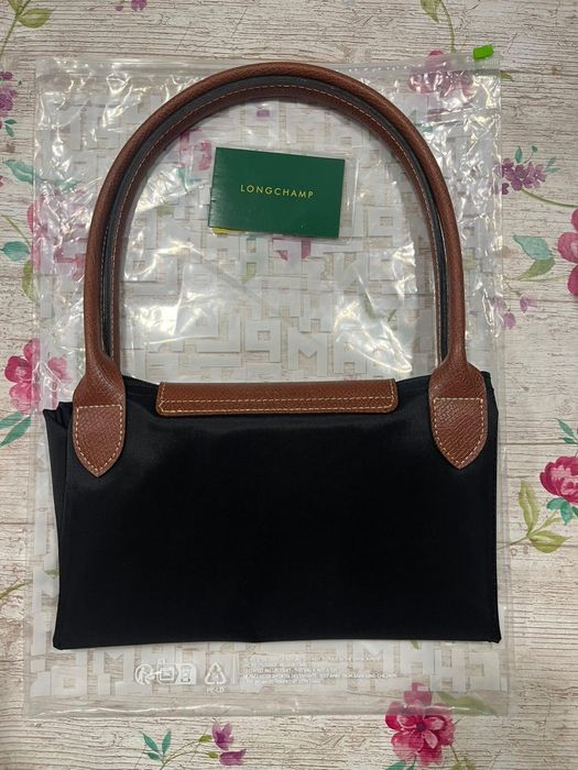 Longchamp preta nova