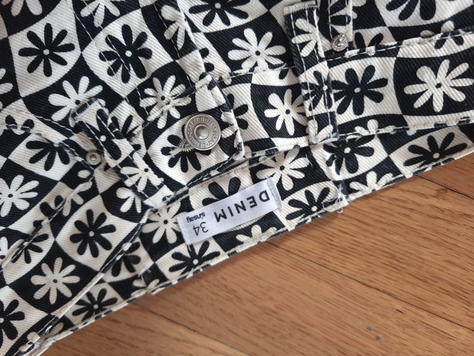 Spodenki jeansowe damskie 34 wzór