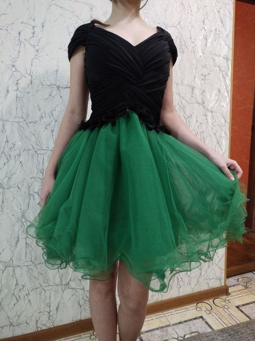 Сукня для випускного