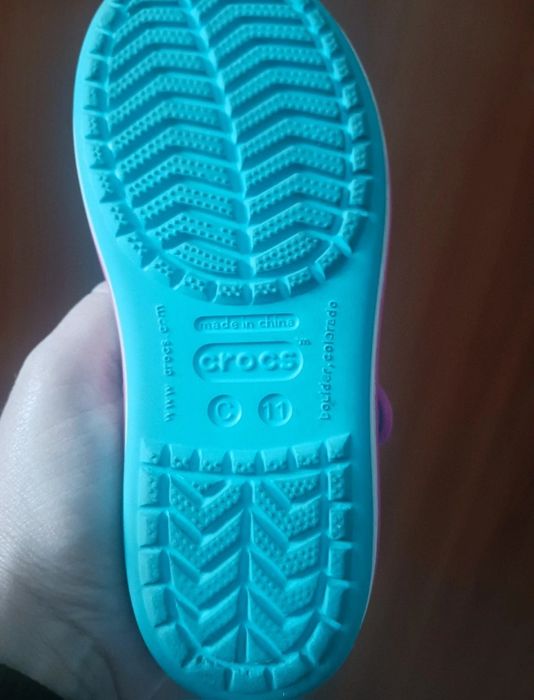 Sandały Crocs C 11 rozm. 28 (18 cm)