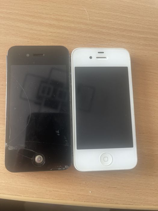 Iphone 4 s на запчастини