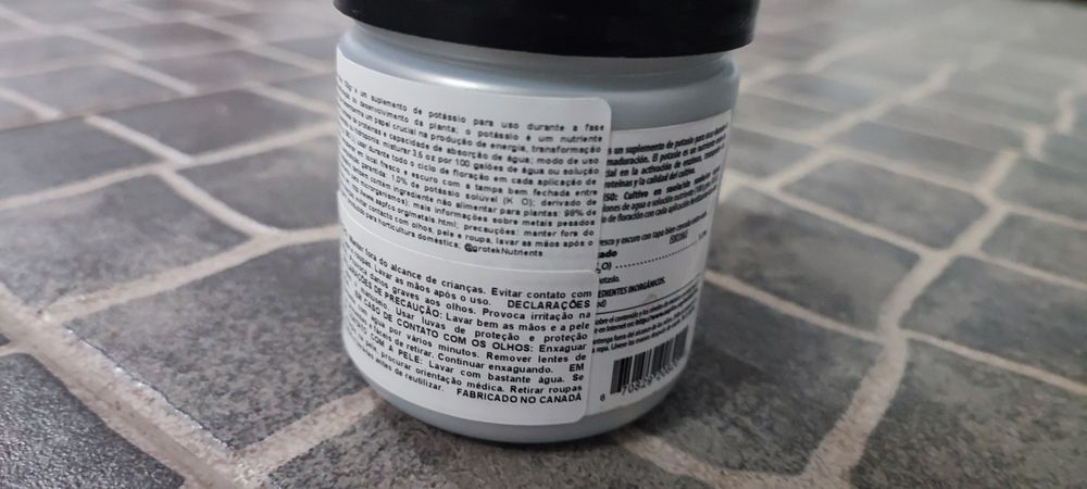 Fertilizante Carbo Max Grotek 100g