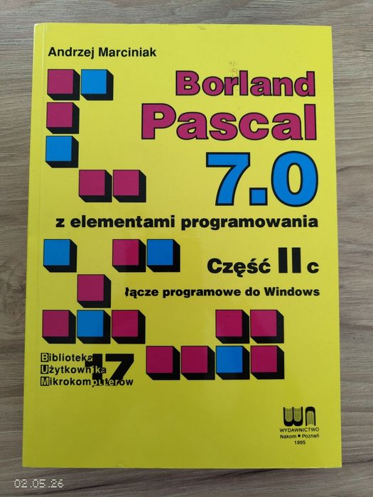 Borland Pascal 7.0 cześć II (trzy książki)