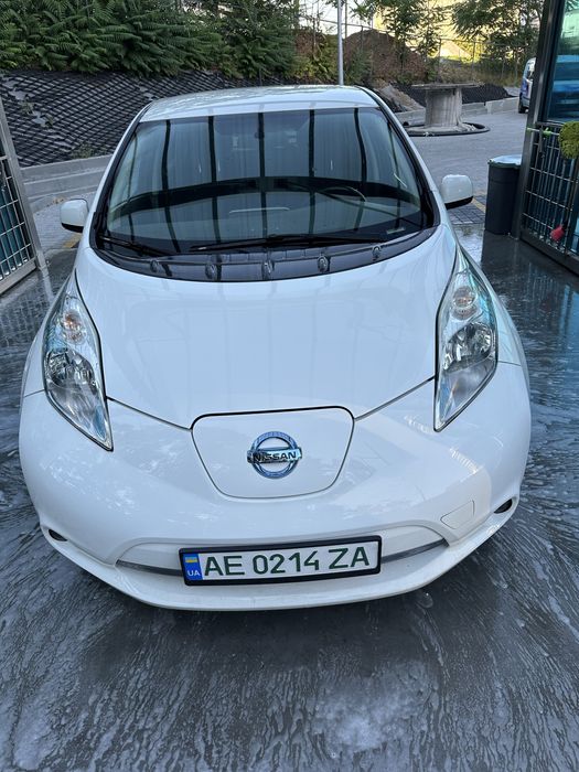 Nissan leaf 2014
