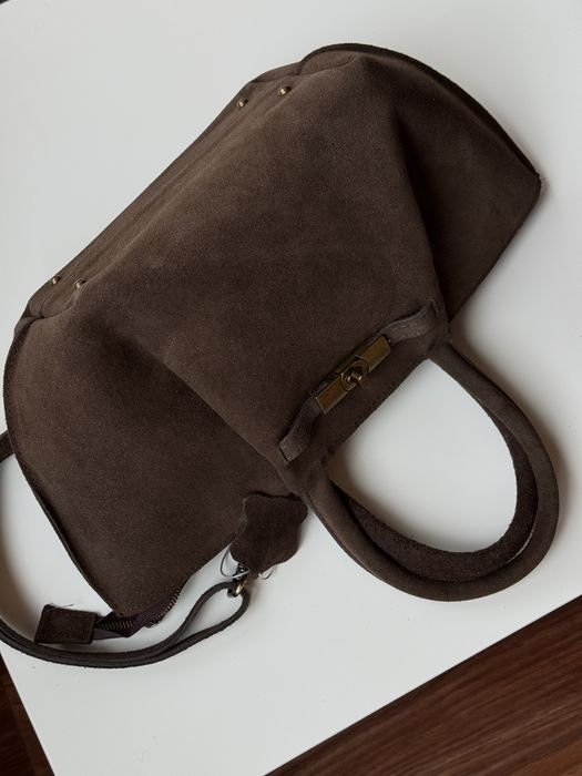 Жіноча сумка з натуральної замші