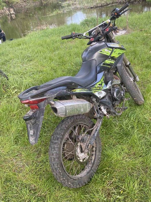 Продаю shineray 250 кубов