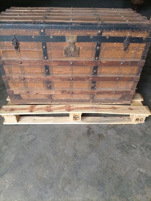 Baús antigos vintage