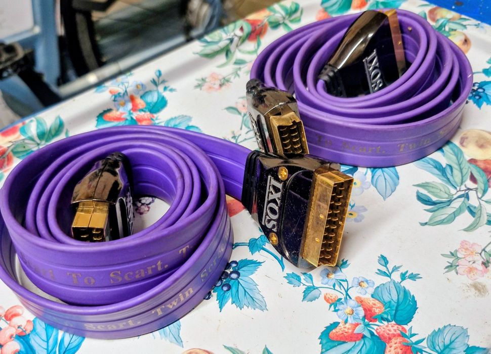Kabel IXOS 141 SCART do SCART Flat Audio/Video Hi-End Retro Pozłacane