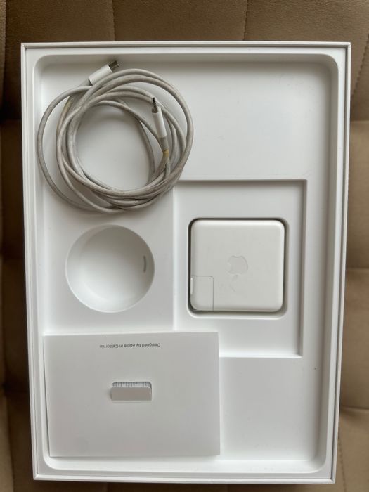 MacBook Pro 13 2019