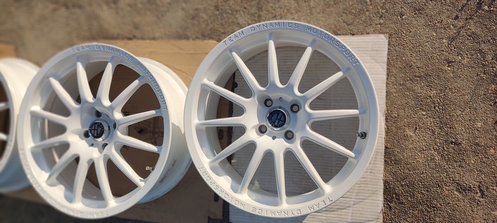 Felgi Team Dynamics ProRace 1.2.  17x7J,4x98 ,et27