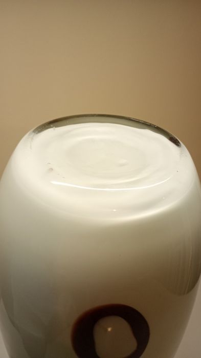 Wazon z kolorowego szkła